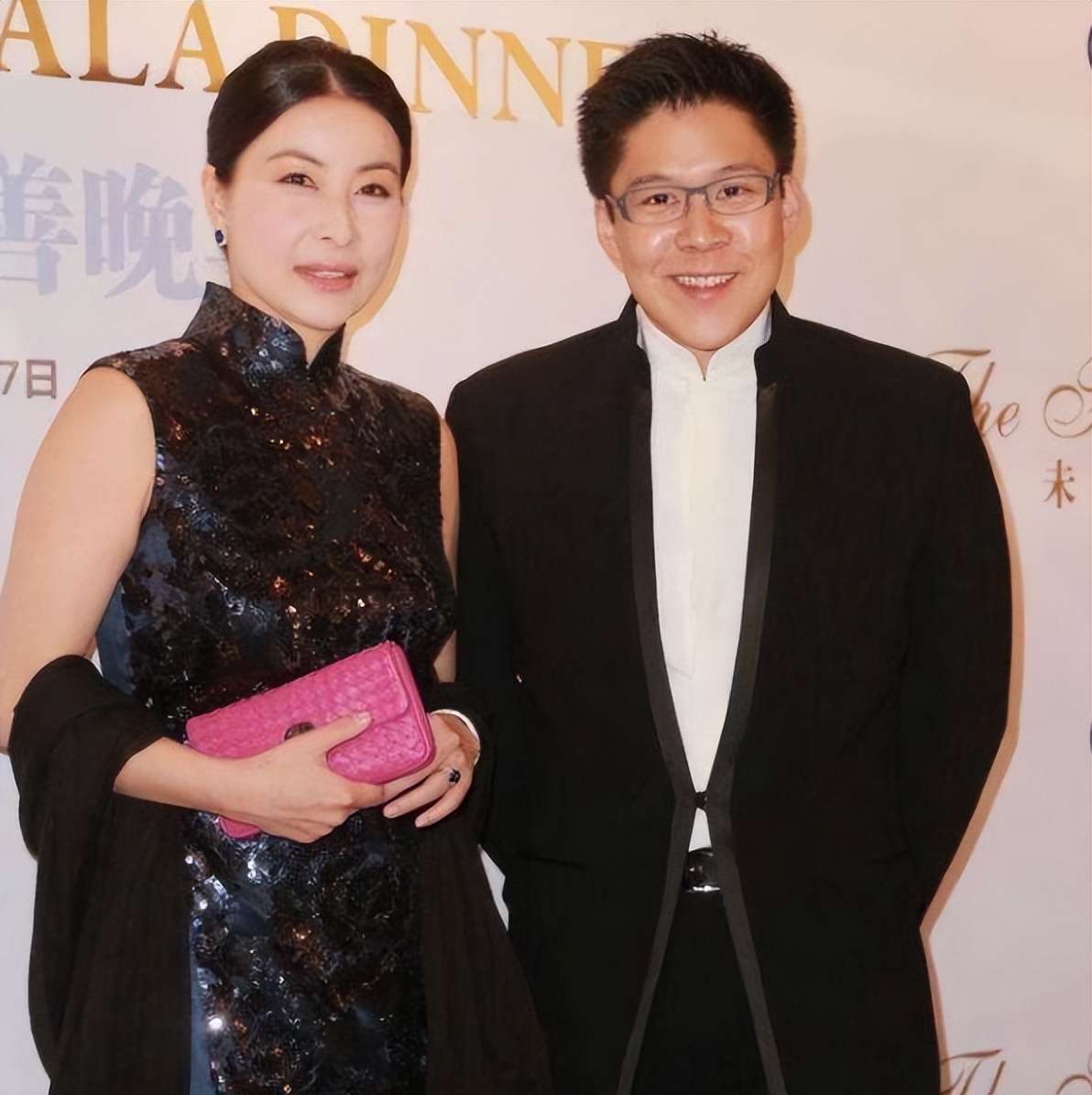 霍启刚晒郭晶晶照,霍启刚郭晶晶甜蜜合照