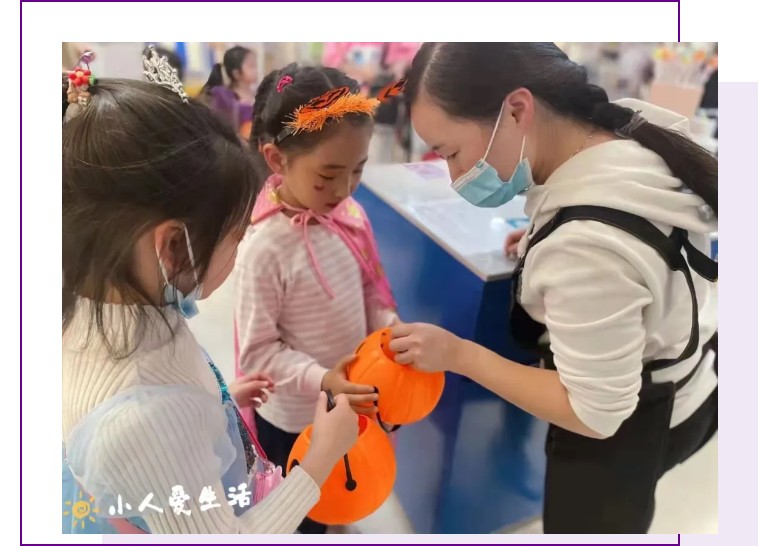 初次见面,我是黑猫精灵,可爱淘气爱臭美的胆小鬼随我尽情搞怪吧