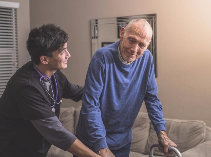 基于“肾虚、湿浊”理论，来探讨多系统萎缩的病机特点及治法