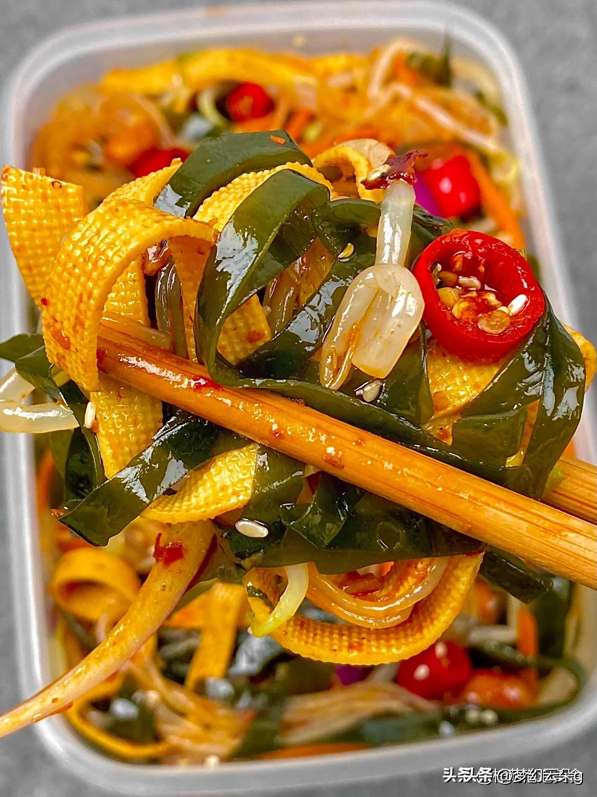 有利于身体排毒的食物,女性吃什么食物排毒养颜