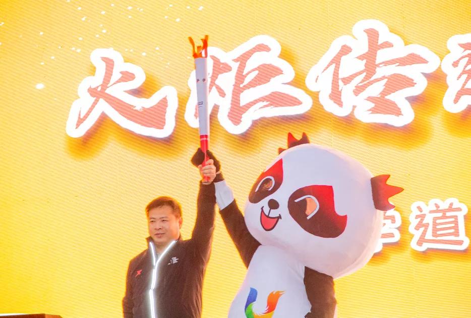 开学啦听听新生的感受,开学了看一下宿舍的环境