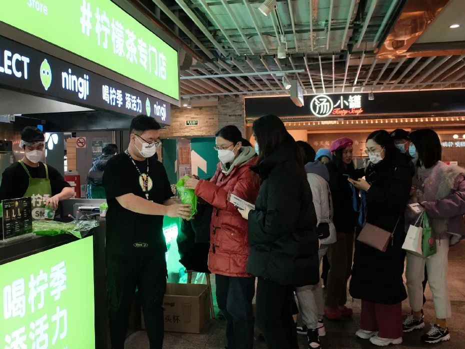 餐饮业本年比上年数据增长的原因,2018年餐饮业数据