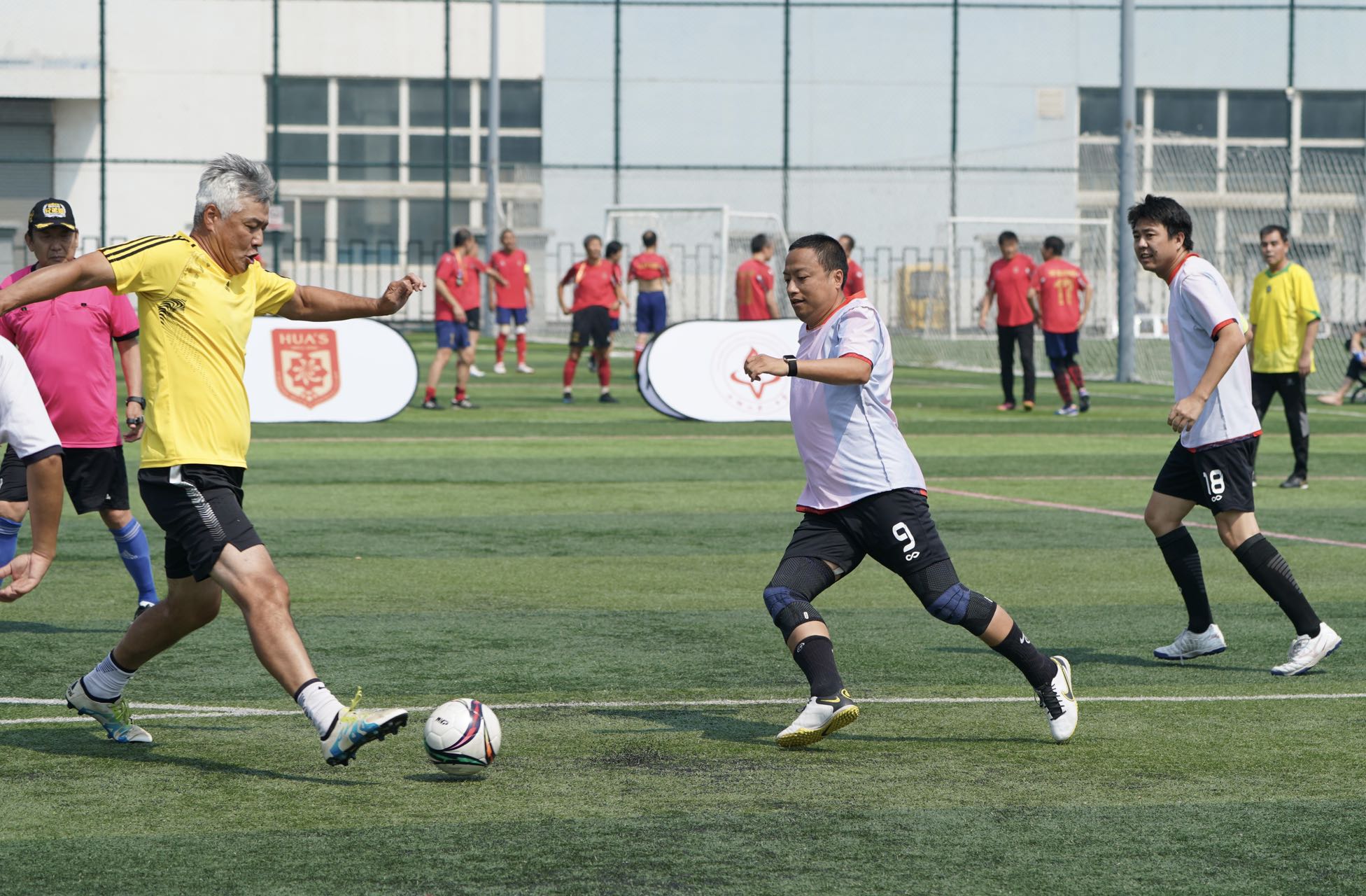 足球要从孩子成长关键期抓起,精彩足球不停步