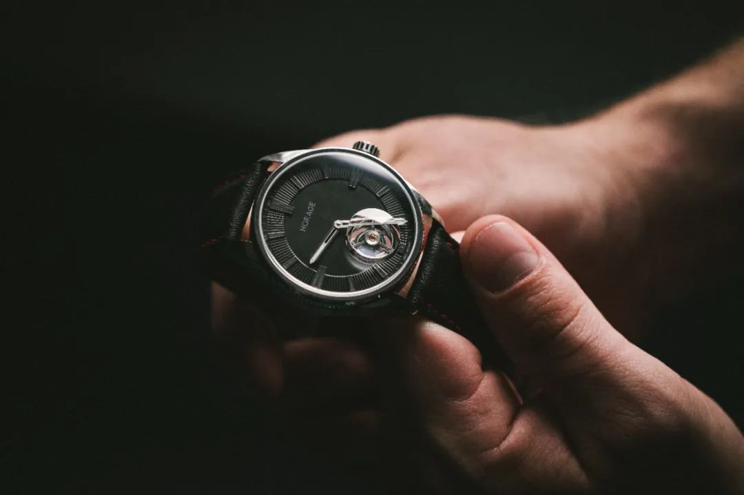 六万的新款相机,六千左右徕卡