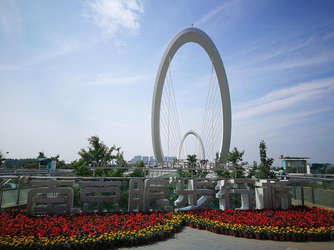 江苏南京和苏州谁是第一大城市,江苏南京和苏州谁才是第一大城市