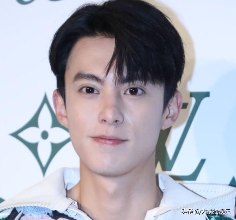 嘴巴不好看的男生可以整好看吗,嘴巴不太好看的男明星