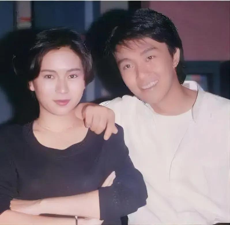 周星驰一辈子未娶的片段,周星驰曾经的爱情故事