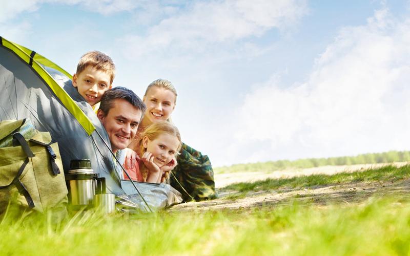 国际民调机构显示，中国幸福感第一。网友：到底谁在替我幸福