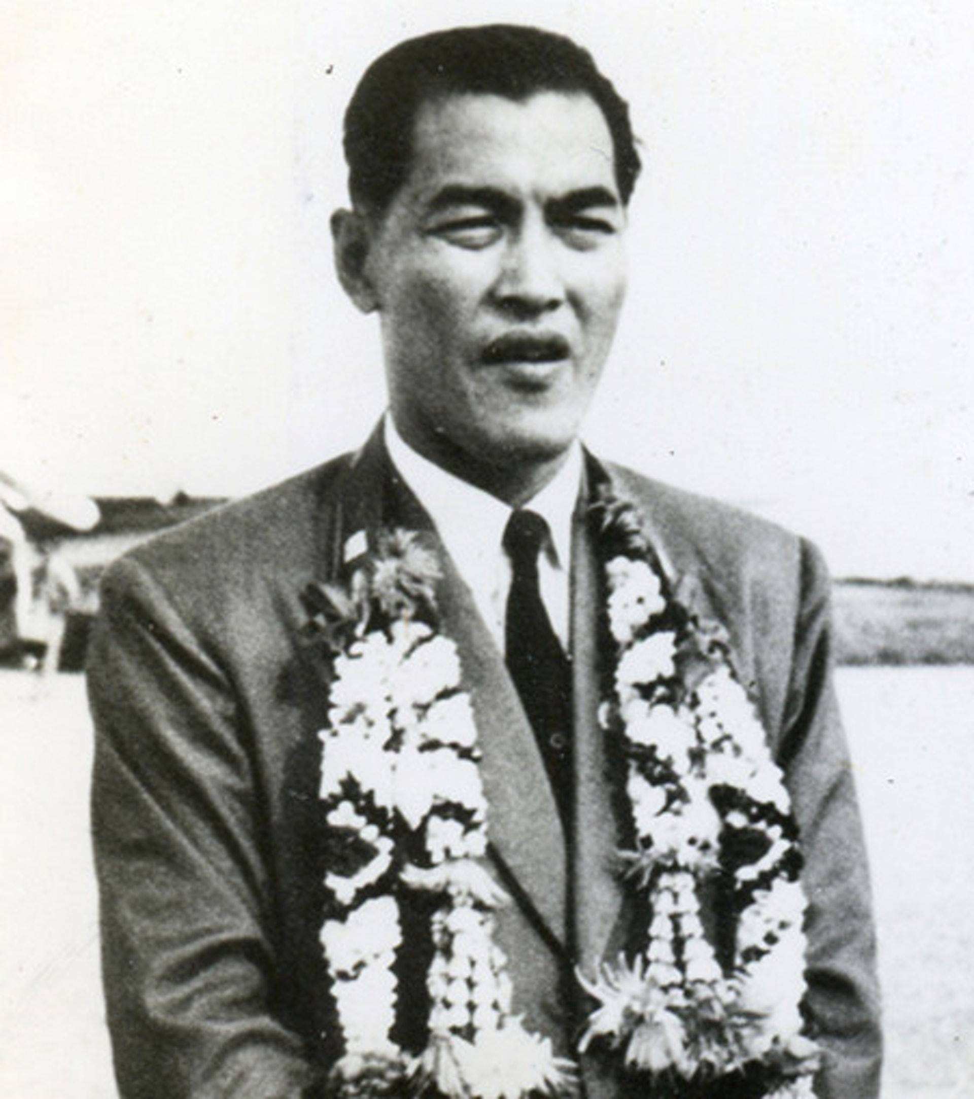 世界球王李惠堂排行第几,世界五大球王之一李惠堂