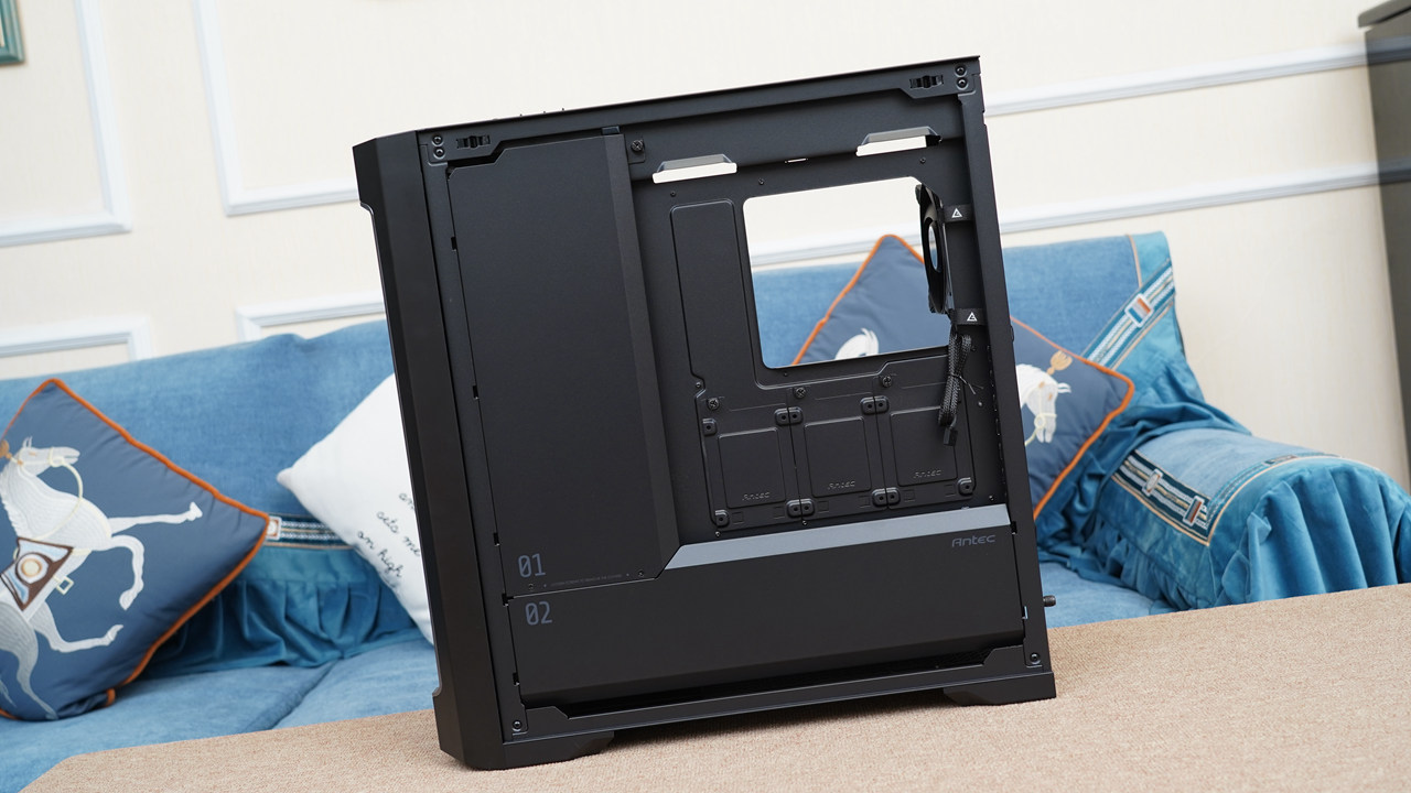 安钛克机箱performance,安钛克performance1水冷装在哪