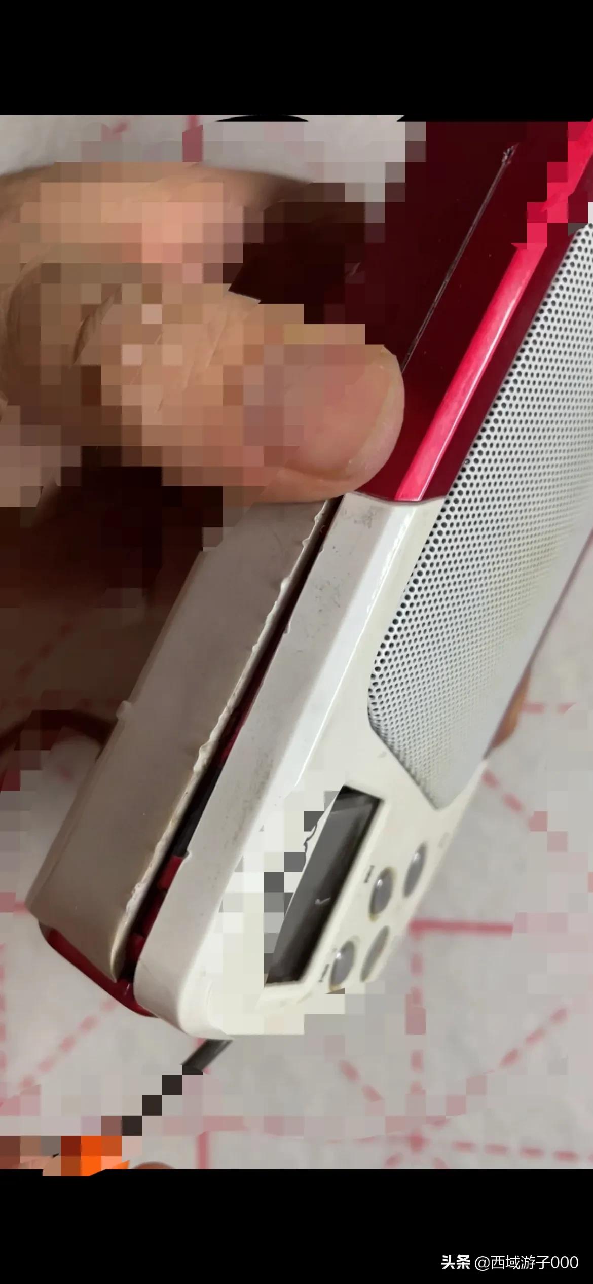 拆解旧收音机教程-里面全是宝贝（不能丢哟）