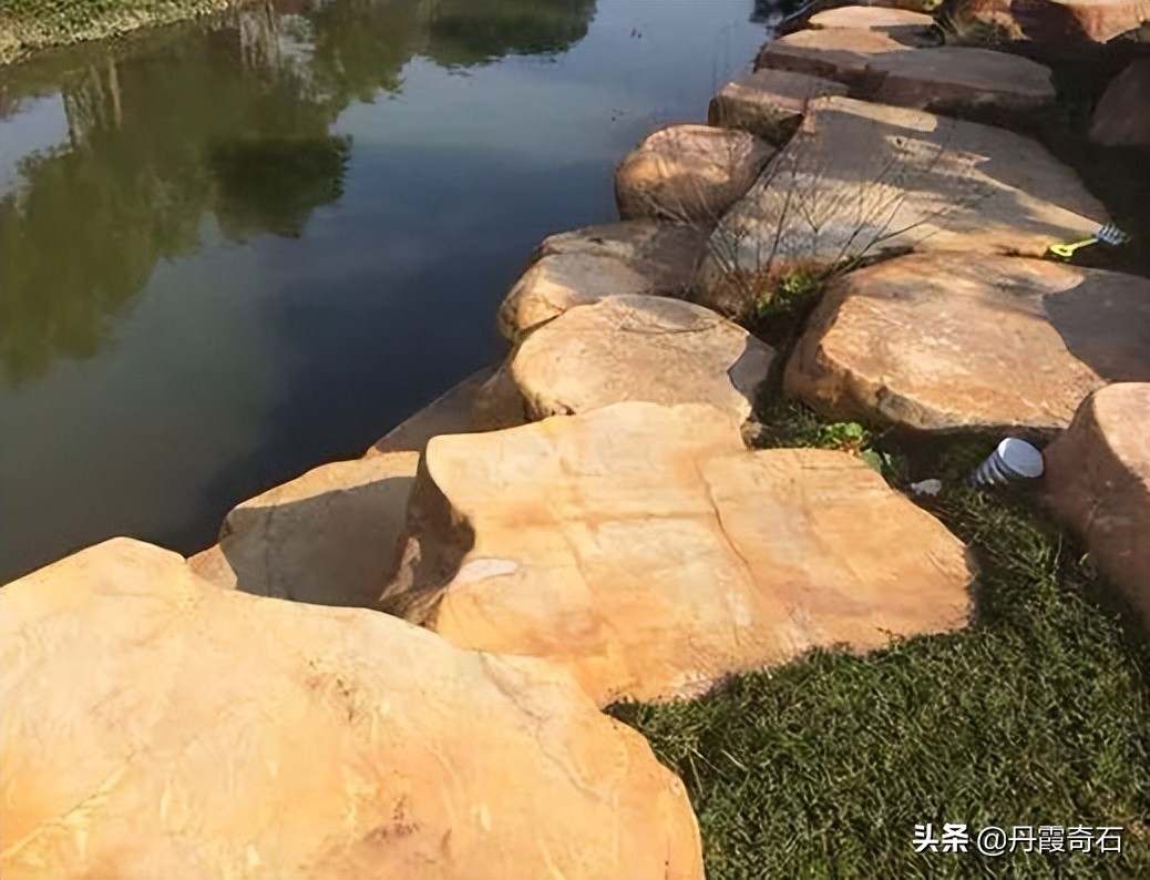 黄蜡石不黄是什么原因,黄蜡石不透光有价值吗