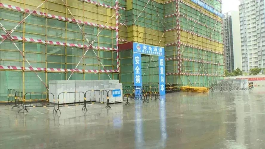 建筑行业不行了工程人做什么,目前国内的建筑行业能不能做