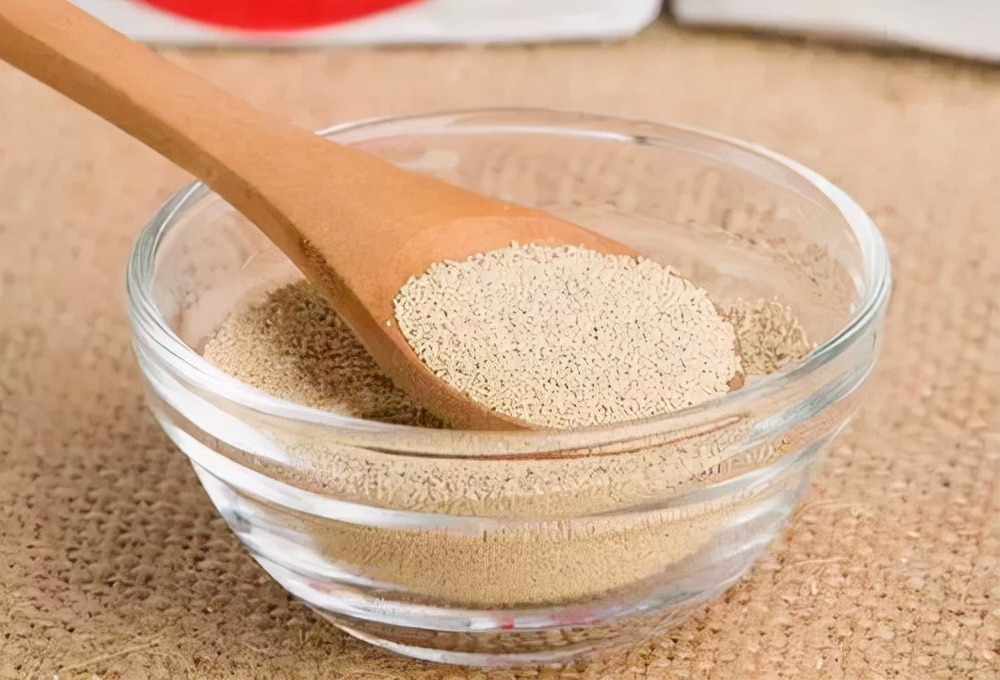 用酵母粉兑水浇花行吗,用酵母粉养花