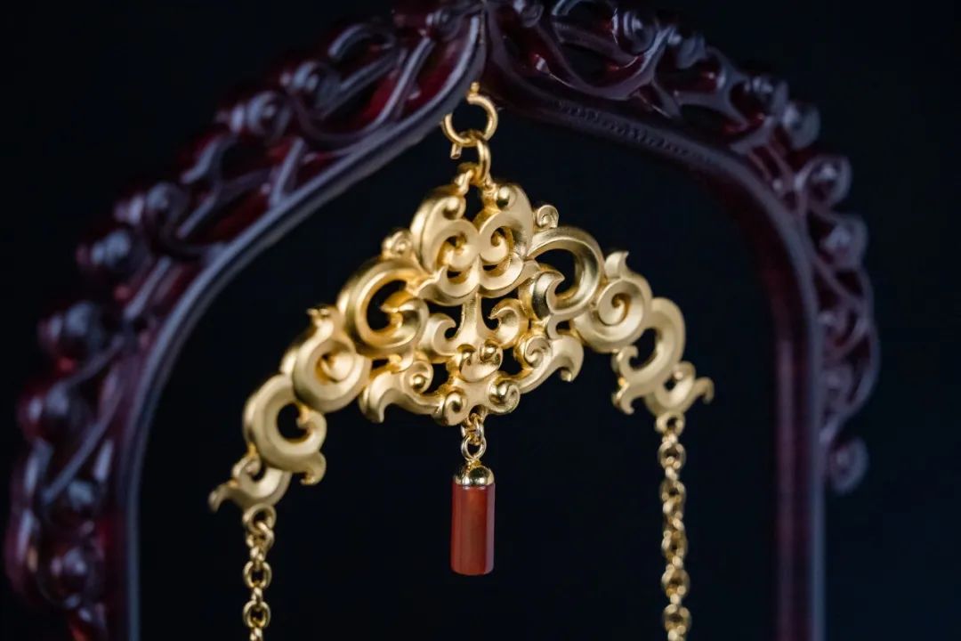 景泰蓝掐丝珐琅四方瓶价值多少,景泰蓝掐丝珐琅瓶价格