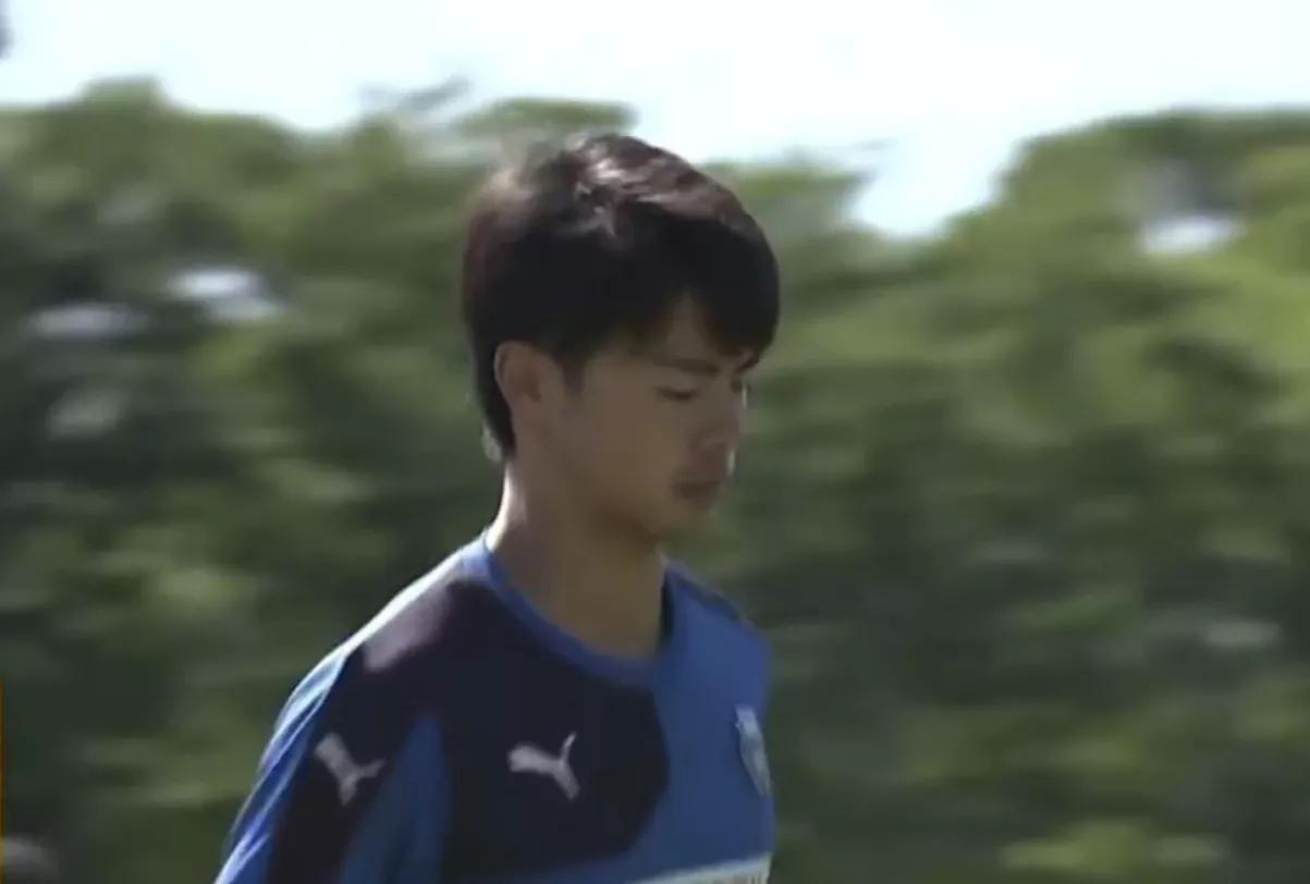 过掉范迪克的球员,过阿诺德的日本球员