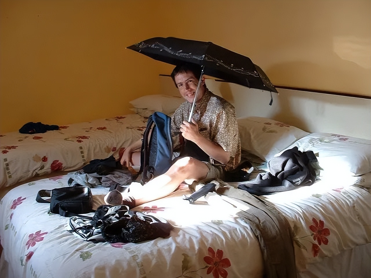 法国人下雨不用雨伞吗,为什么外国人下雨不打伞