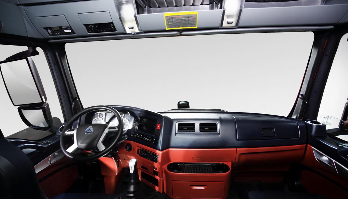 重汽豪沃tx7lng燃气车560马力,中国重汽豪沃tx7