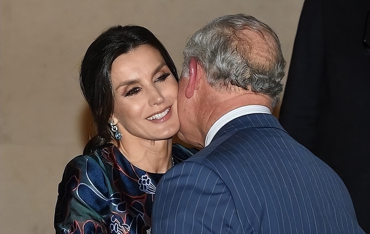 查尔斯弟媳,查尔斯和弟媳