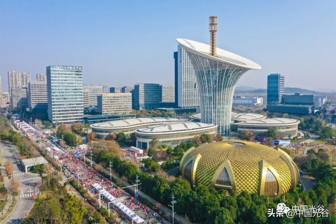 传递奔跑的力量2023光谷马拉松,武汉奔跑吧光谷马拉松直播回放