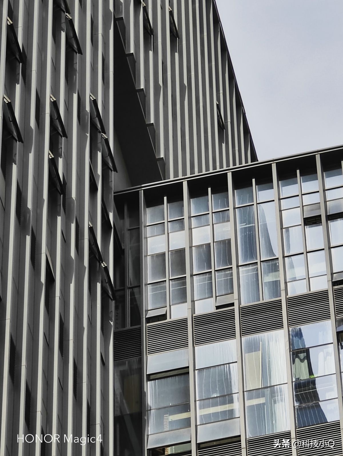 荣耀magic4pro对比荣耀magic3pro,荣耀magic4手感比x80好