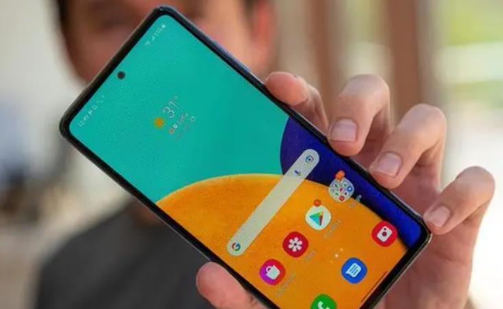 8月换三星手机，我推荐这三款，最低2千块，流畅用到2026年