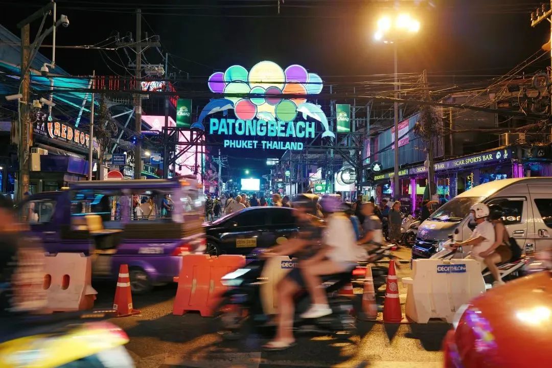 普吉岛海景六卧室公寓,普吉新区海景公寓