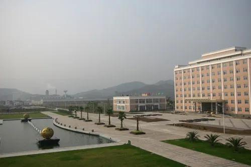 玻璃纤维全球第一,巨石玻璃纤维哪家好