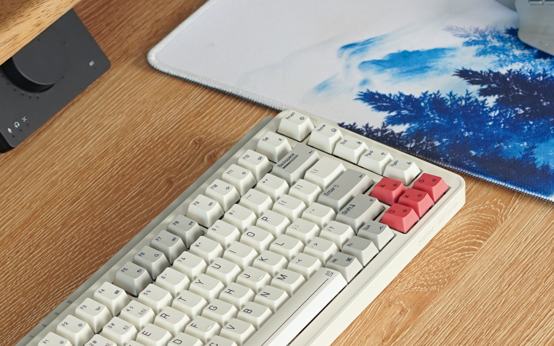 简洁情怀风,功能齐备83键,米物ARTZ830机械键盘体验