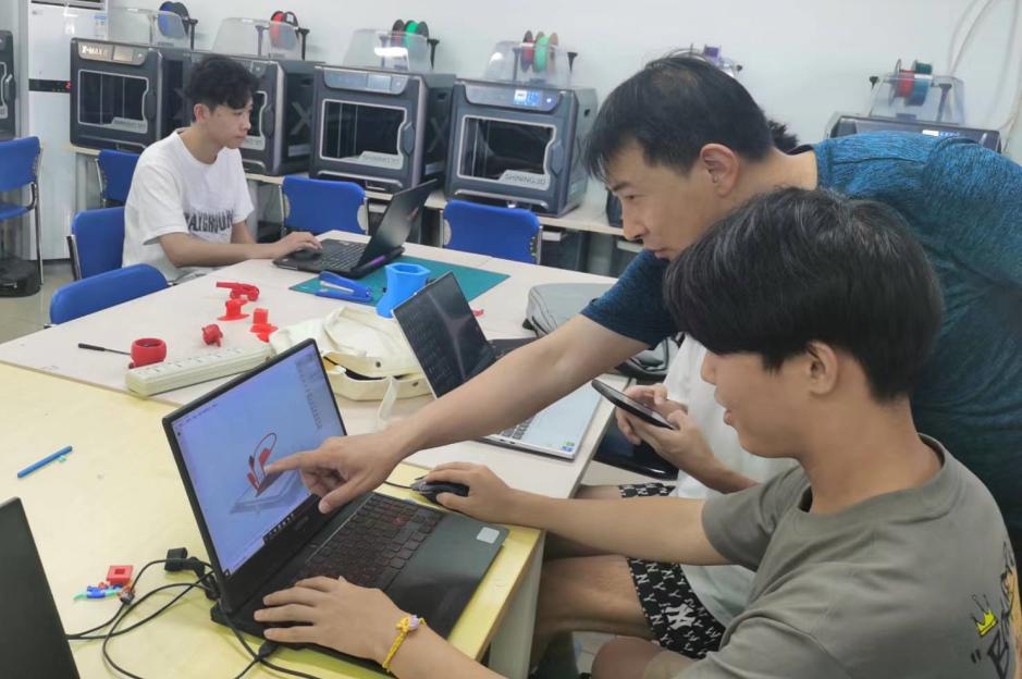 北大创业的学生,北科大出来名企业家