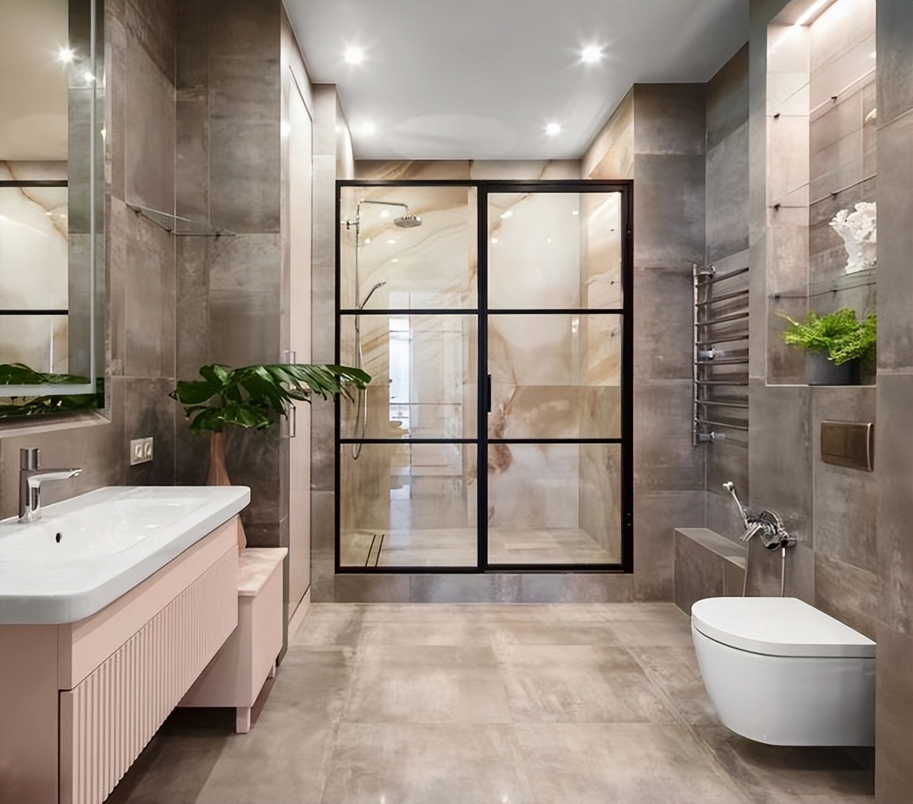 公厕马桶和蹲便哪个更脏,壁挂马桶与普通马桶更容易堵吗