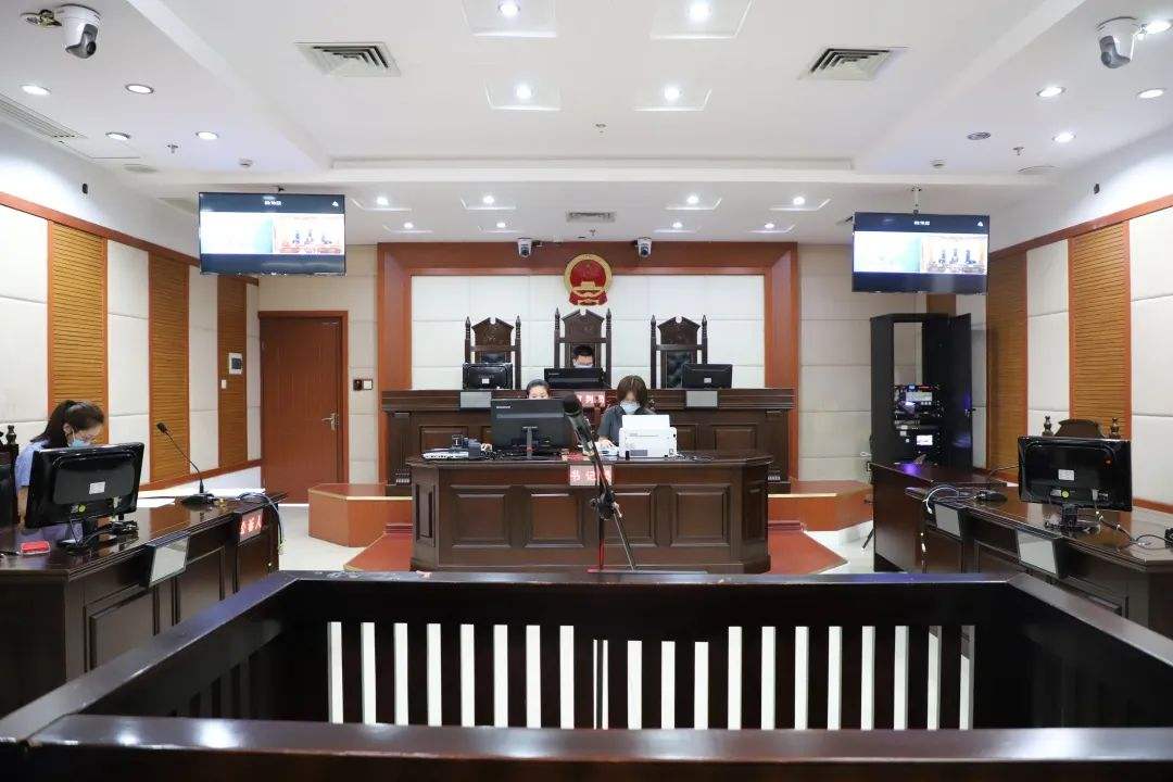 为艺术献身，被丈夫、父亲抛弃，汤加丽的人生有多悲惨？