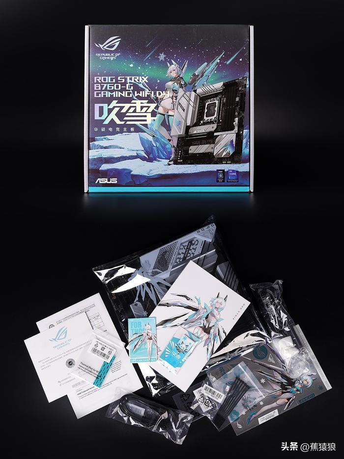 代码36KROGB760-GTUF4070TI，简约黑白调AKLLAA6MMATX机箱装机秀