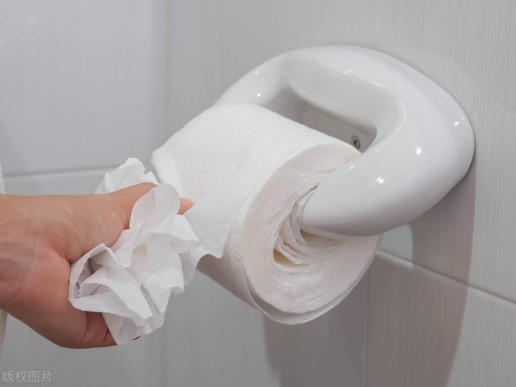 为什么女生在小便后,要用纸巾擦一下?怎么擦才正确?告诉你