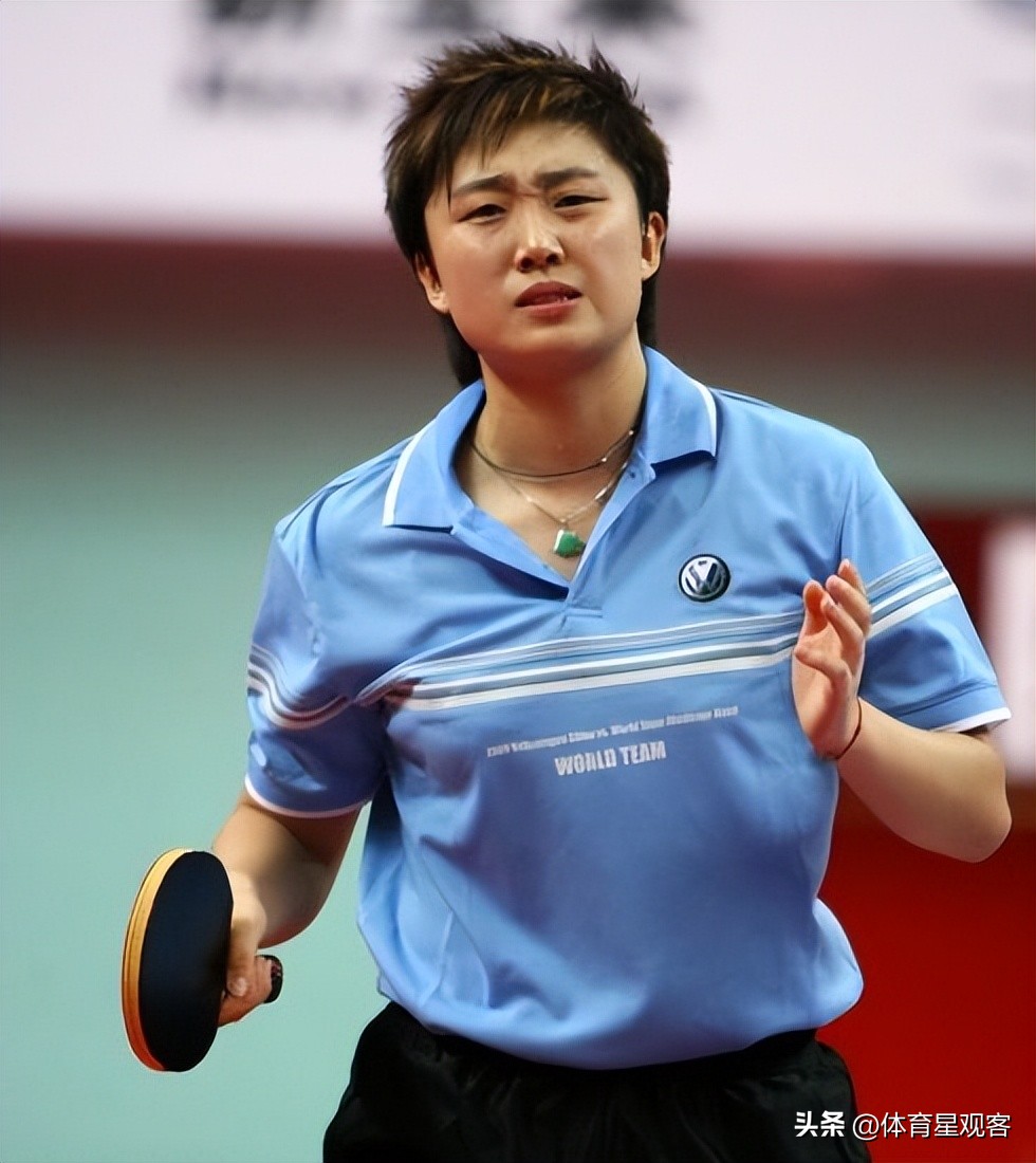 新加坡冯天薇国籍,冯天薇为什么不退役