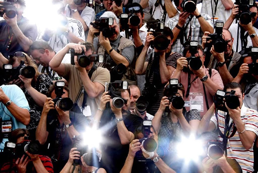 狗仔队爆料算不算侵犯别人隐私,狗仔队会歪曲事实吗