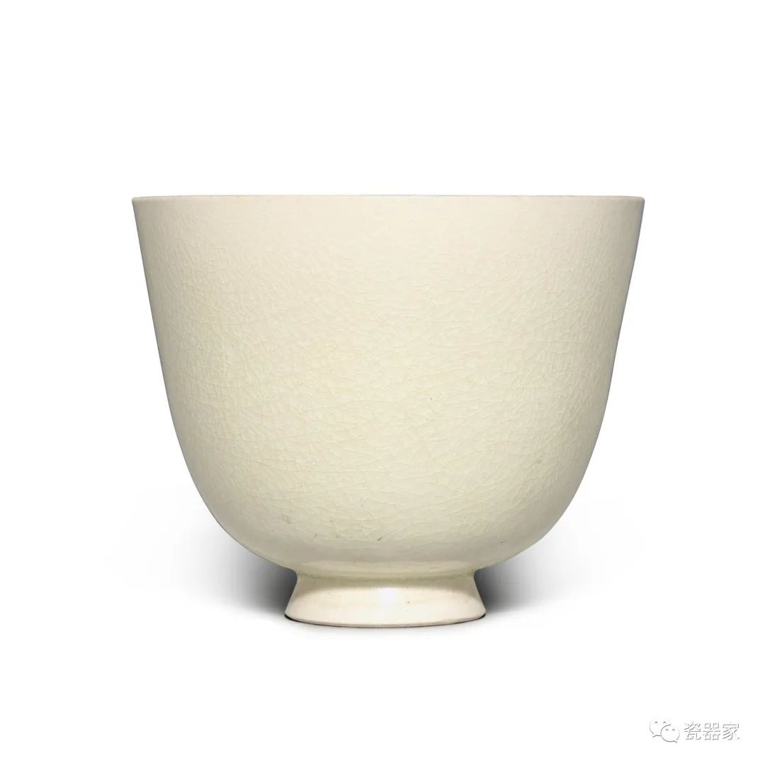 苏富比瓷器秋拍 (苏富比19年香港瓷器春拍)