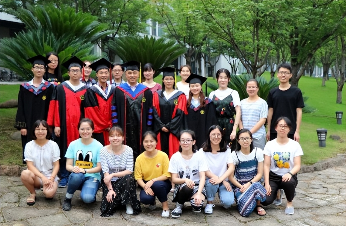 博士如何申请独立实验室,90后博士拒绝45万年薪