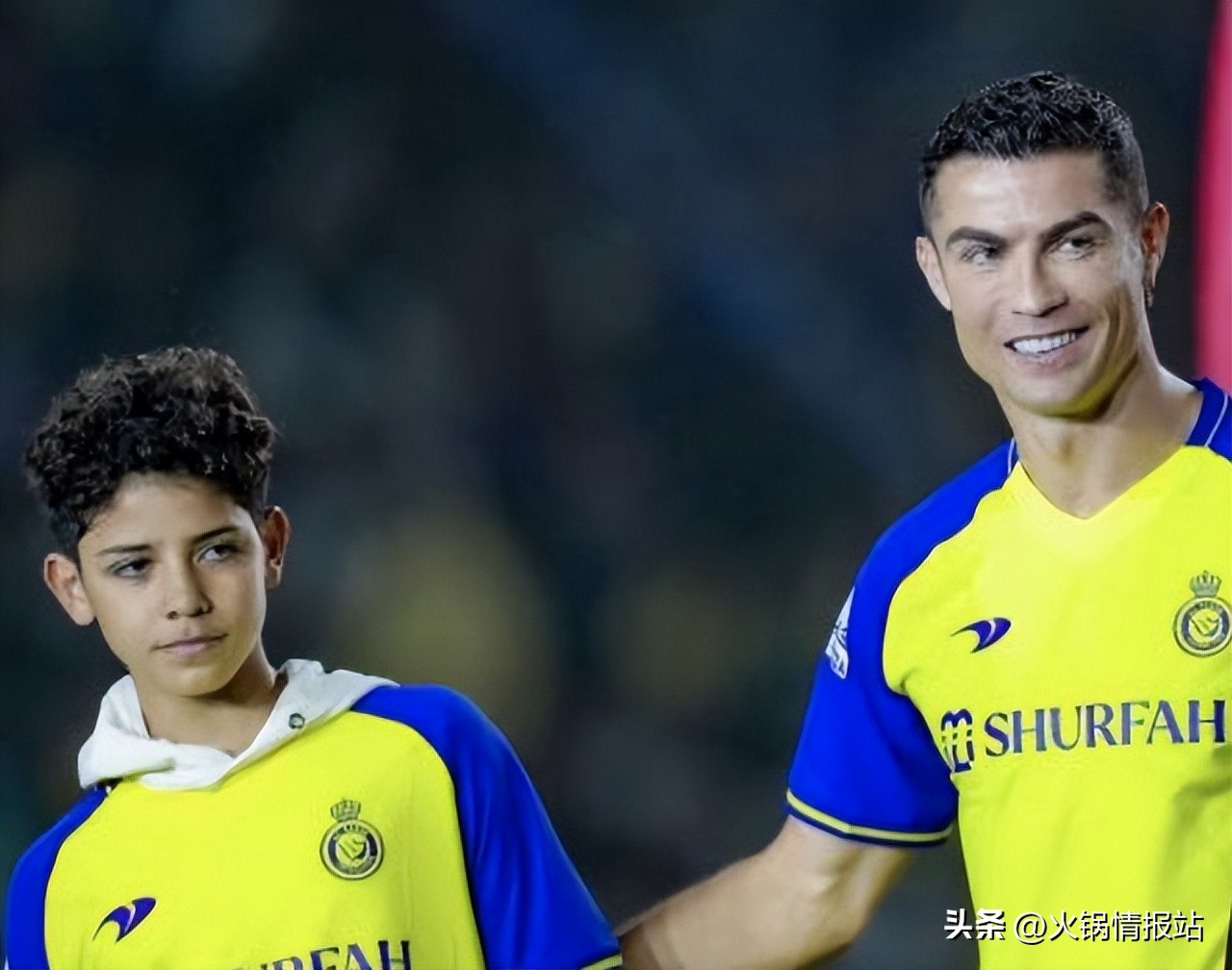 c罗谈到父亲完整版,c罗谈中超足球