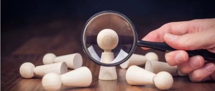 证券客服打电话加微信是什么情况,证券客服拉客户进群犯法