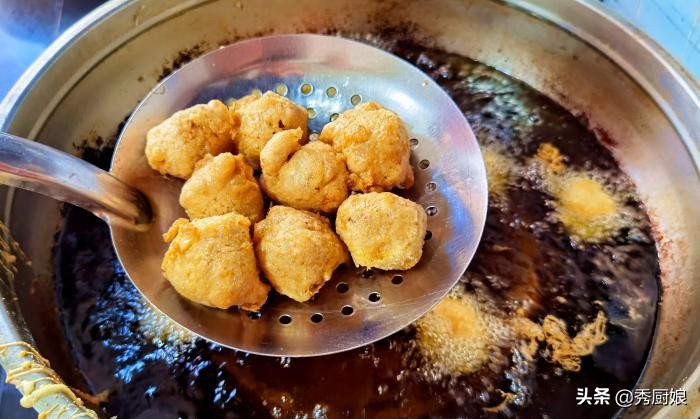 炸肉丸子怎样才能炸得又酥又脆,炸肉丸子加什么料可以让丸子蓬松