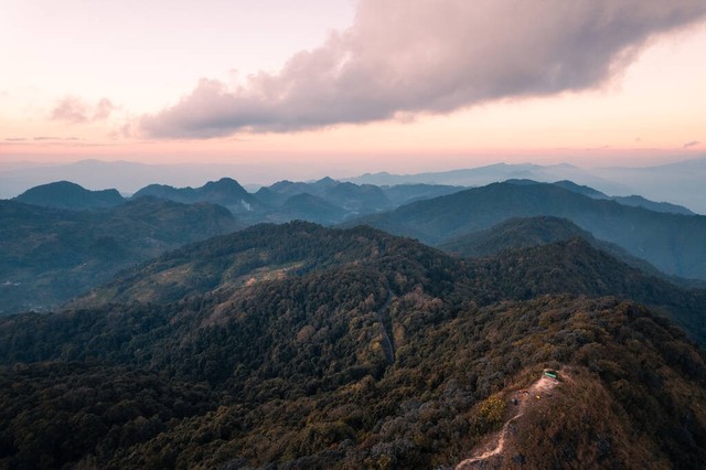 我男朋友是送外卖的,学历低的男朋友应该不该分手