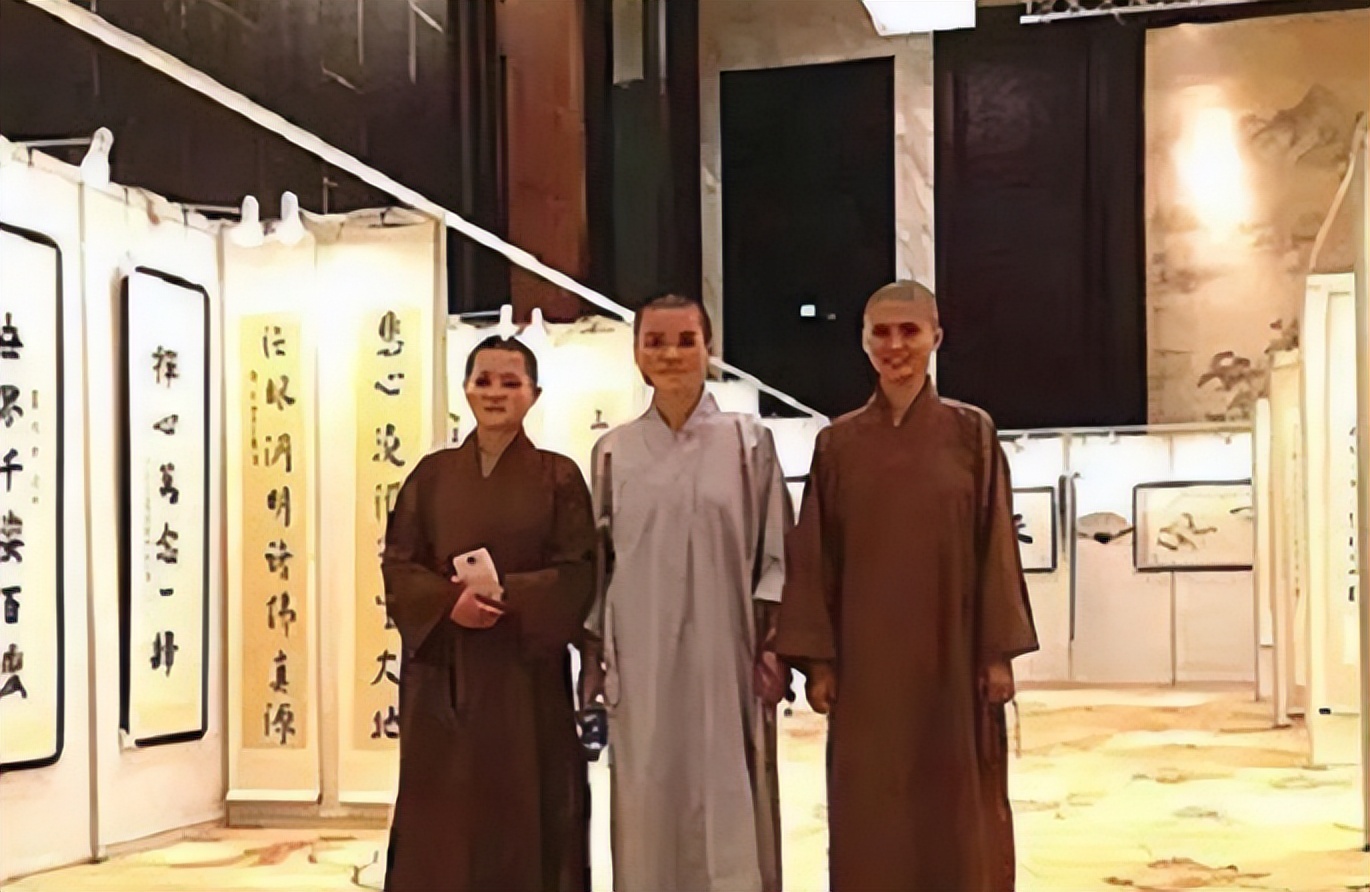 出家的谭家三姐妹,谭家三姐妹剃度出家为尼