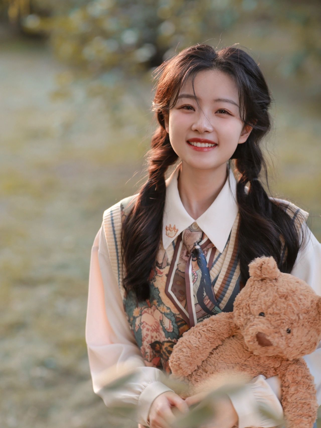 可爱圆脸发型扎法步骤,可爱甜美辫子扎法