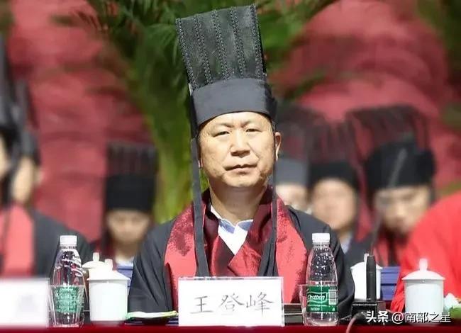 李铁案的详细经过,李铁案终极大鱼