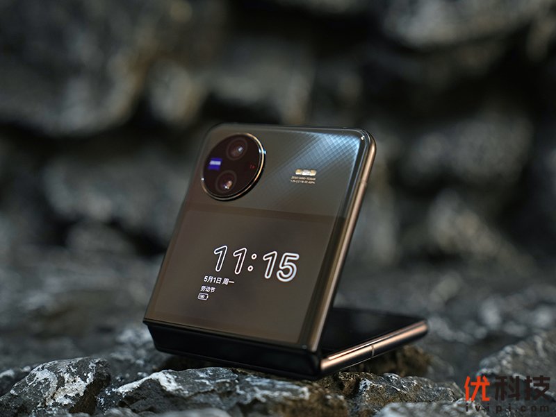 vivozflip颜值天花板,vivoxflip最新深度评测