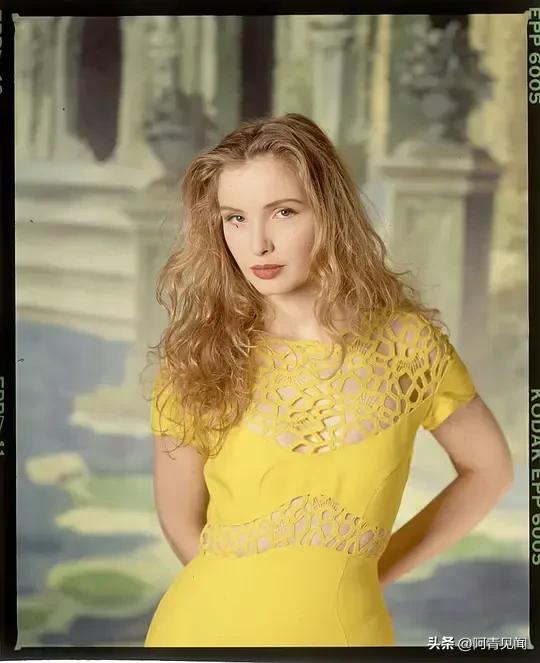 朱莉德尔佩和伊桑霍克在一起过吗,伊桑霍克和朱莉德尔佩现实中视频