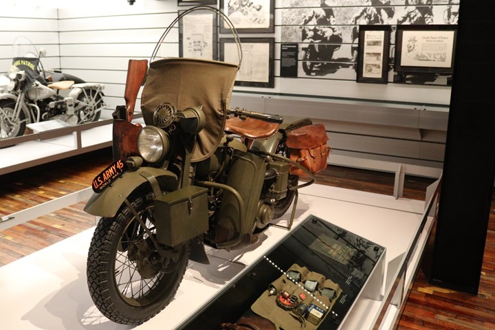 哈雷摩托车哪款改复古最好看,哈雷摩托车从第一代至今的车型