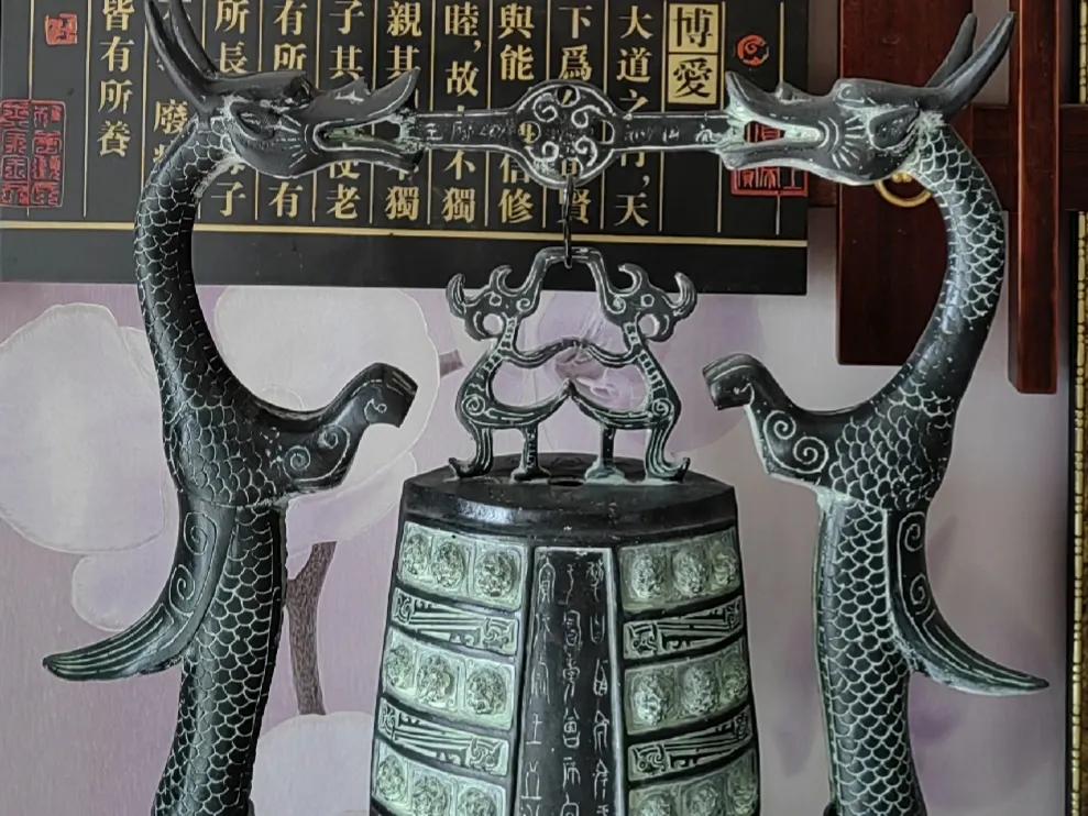 封控期间，一个人一见到我，就说他快疯了。怎么办呢？