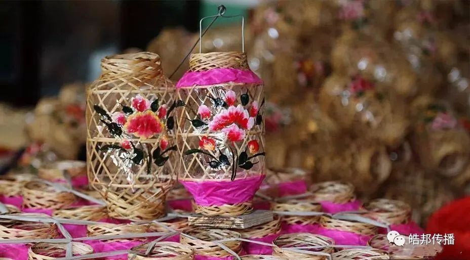 70年代童年过年纯手工制作灯笼,传统工艺制作灯笼需要十几道工序